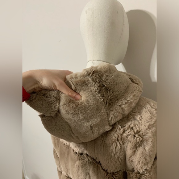 BCBGMaxAzria Hooded Tan Faux Fur Coat - Picture 14 of 17